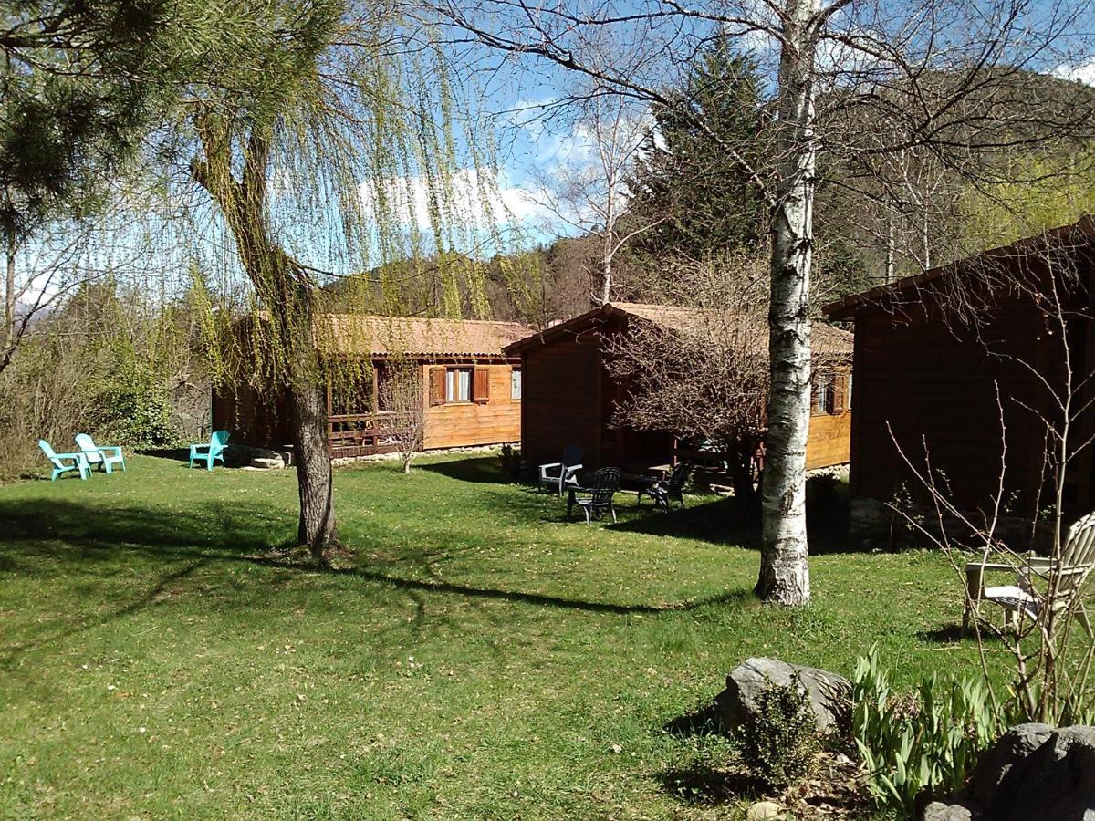Les Chalets Quazemi A Casteil Eksteriør bilde
